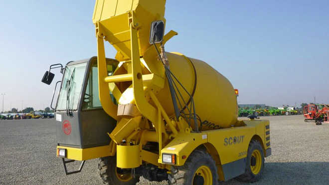 cement mixing device